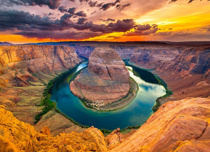 主題行程標題 經典馬來西亞～大紅花海上VILLA二晚、黃金海岸樂翻天、SKYTOWER玻璃走廊5日