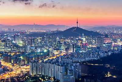 芬蘭玻璃屋，躺著也能欣賞極光！